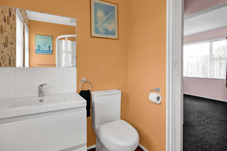 38 Tawa Street Hawera_17