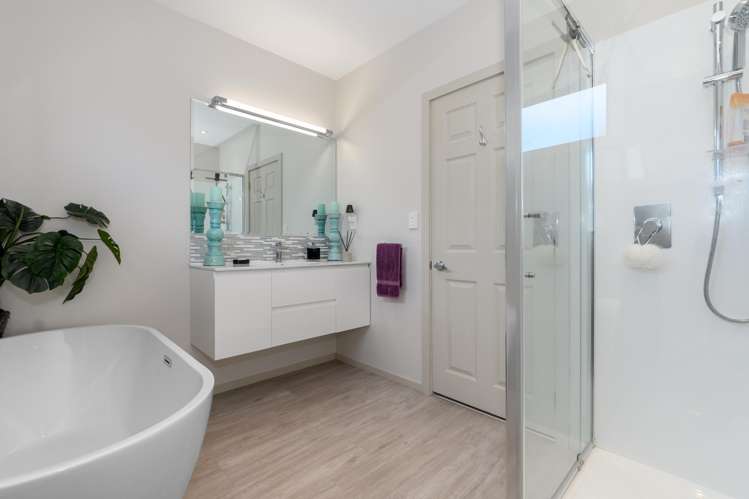 19a Grace Road Avenues_28