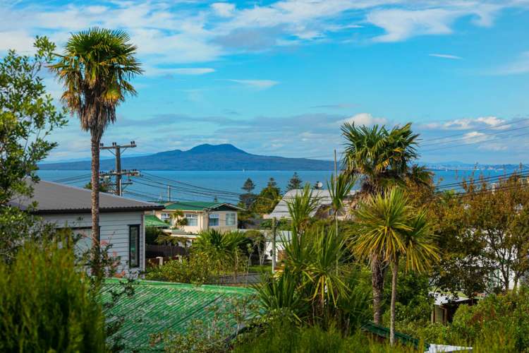 69 Killarney Avenue Torbay_26