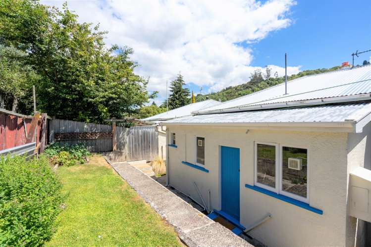 176 North Road North East Valley_15