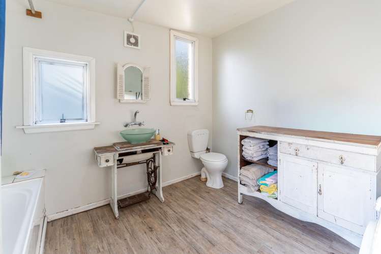 126 Evans Street Waimataitai_12