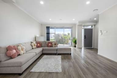 11 Taupinga Way_4