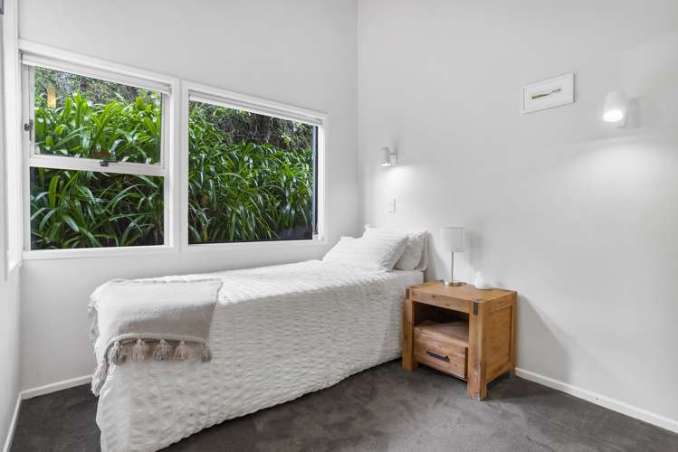 61 Park Hill Road Birkenhead_11