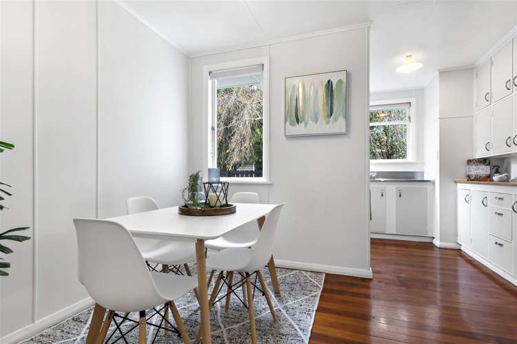 10 Surrey Street Solway_11