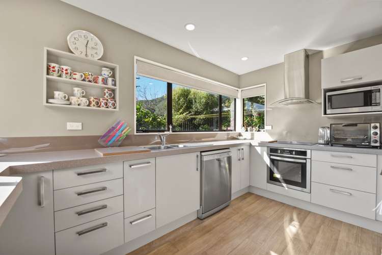 5 Bayview Drive Waikawa_9