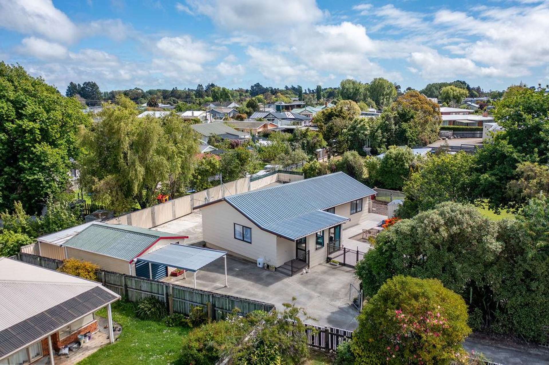 11 Russell Street Marton_0