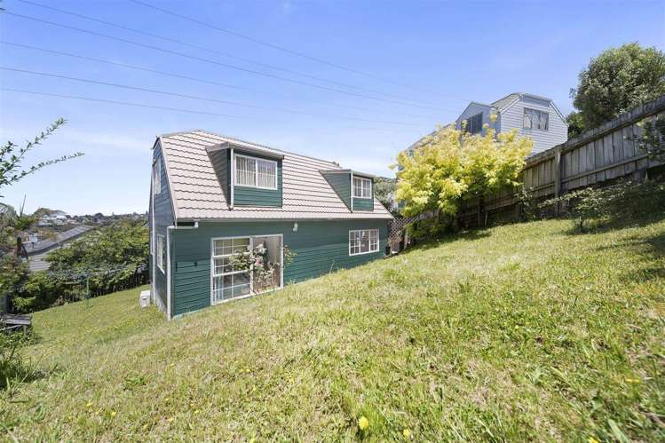 1B Highgrove Lane Totara Vale_12