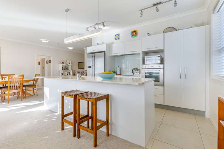 86 Eaves Bush Parade Orewa_12