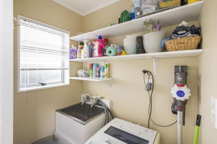 17 Cargill Grove Kelvin Grove_13