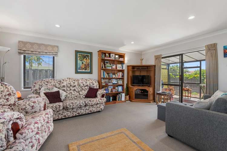 49a Robertson Street Glenholme_4