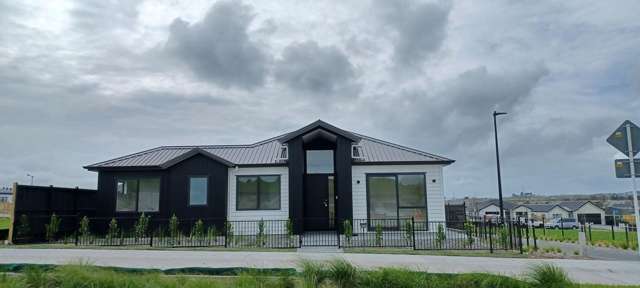 96 Argent Lane Wainui_2