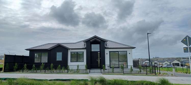 96 Argent Lane Wainui_2