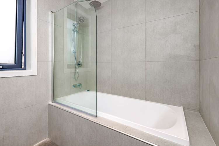 49 Otuwairoa Esplanade Opaheke_14