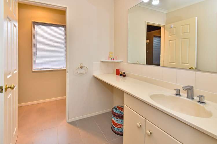 32 Ewhurst Place Goodwood Heights_10