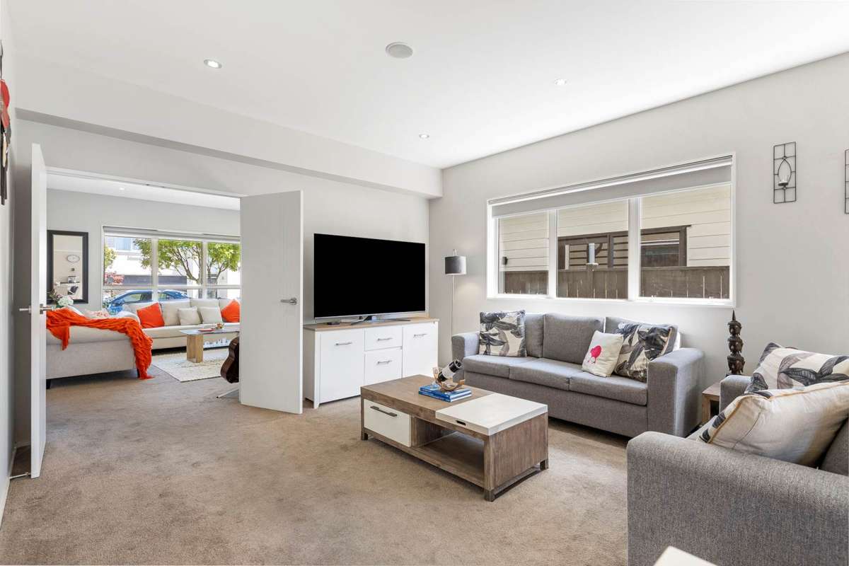 10 Rosewell Crescent_1