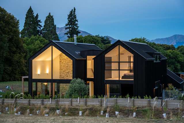 Lake Proximity. Architectural Precision.