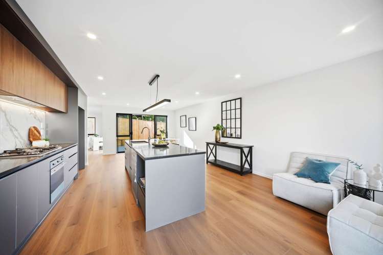 35 B&C Toroa Street Torbay_7