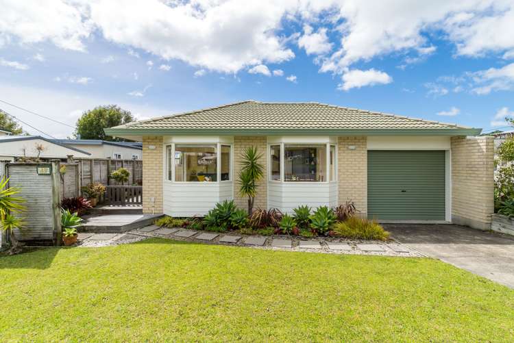 49 Kauri Road Stanmore Bay_23