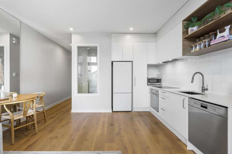 10/28 Nevill Road Hobsonville_12