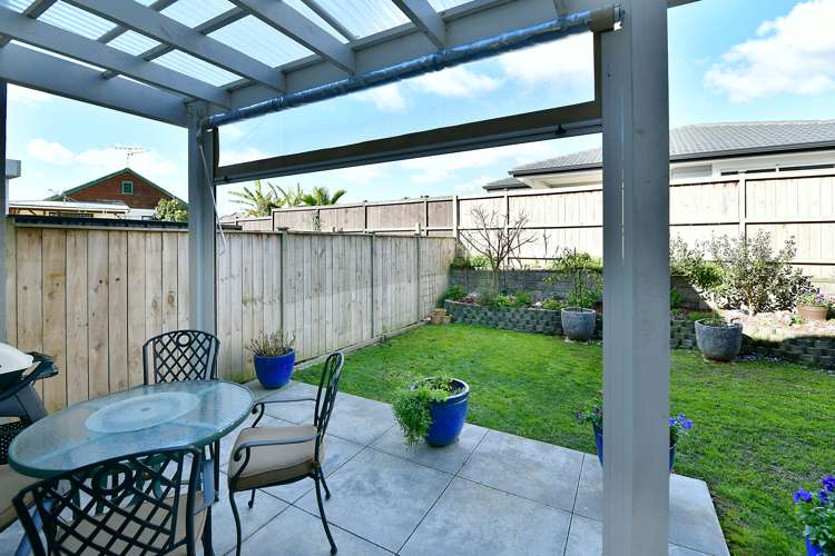 5 Couldrey Crescent Red Beach_8