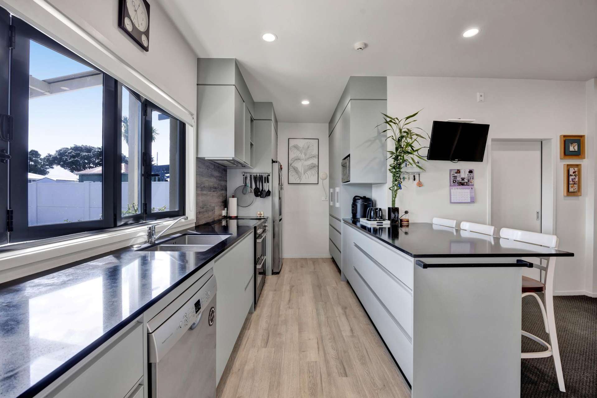 32 Fox Street Opunake_0