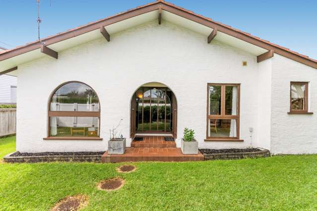 1/37 Beach Road Manly_3