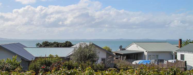 46 Torkar Road Clarks Beach_4