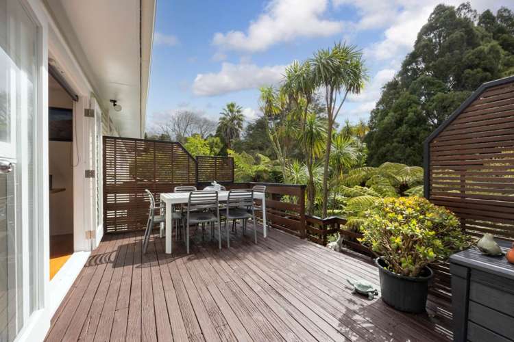 183 Golf Road Titirangi_7