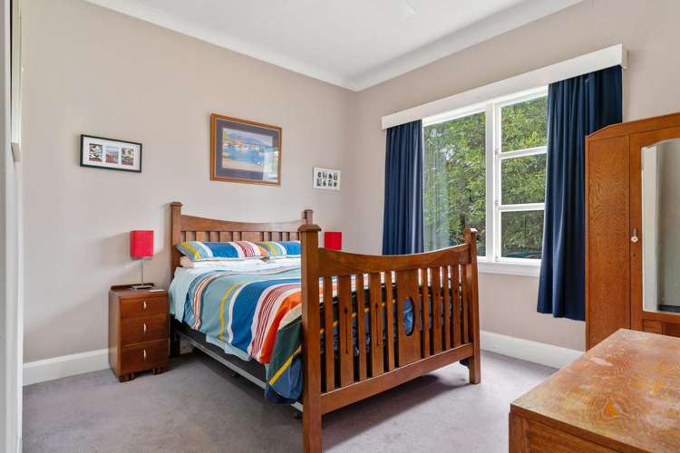 495 High Street South Carterton_14