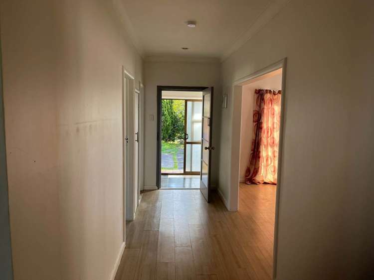 98 Portage Road New Lynn_7