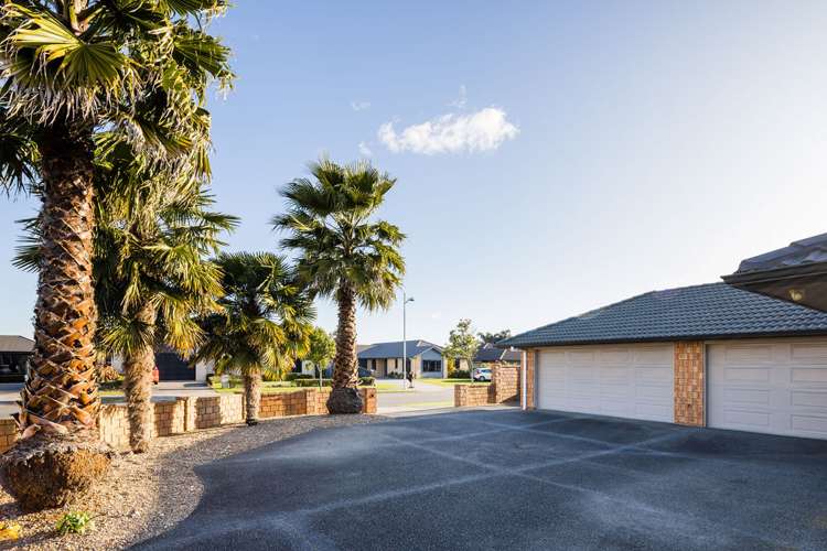 64 Moonlight Drive Rototuna North_21