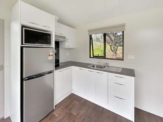 FOXTON - 1 BEDROOM STUDIO UNIT