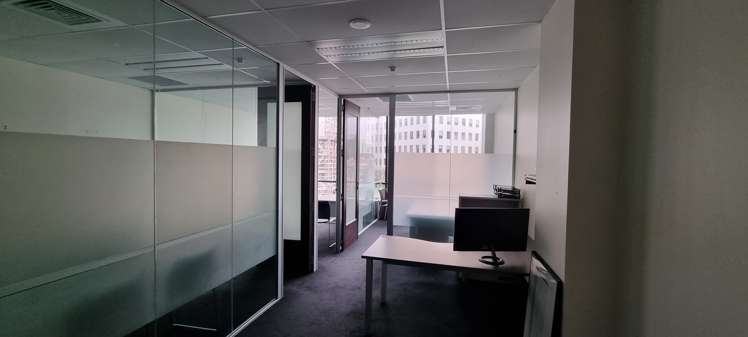 Office 5/350 Queen Street Auckland Cbd_2