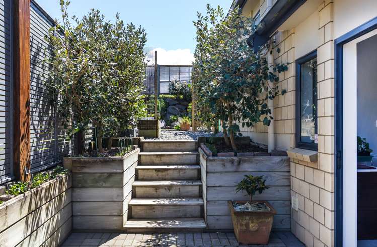 21 March Brown Place Nukuhau_16