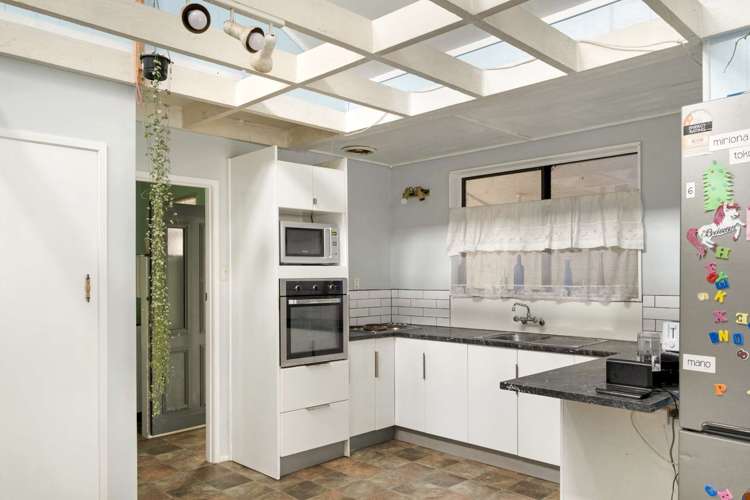 212 Tyndall Road Outer Kaiti_4