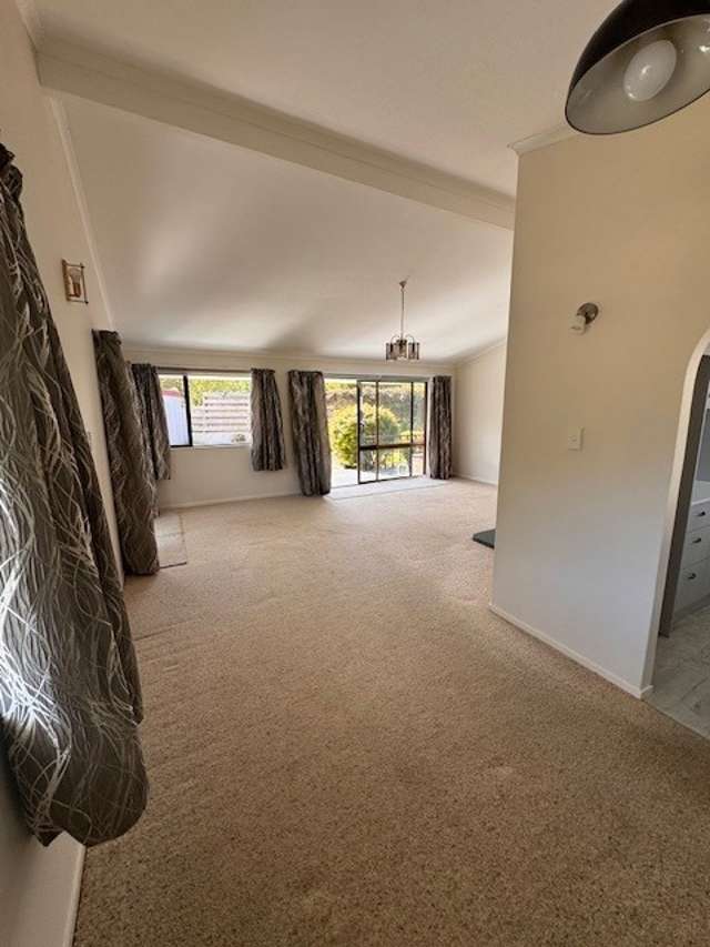 12 Brookdale Drive 2634_3