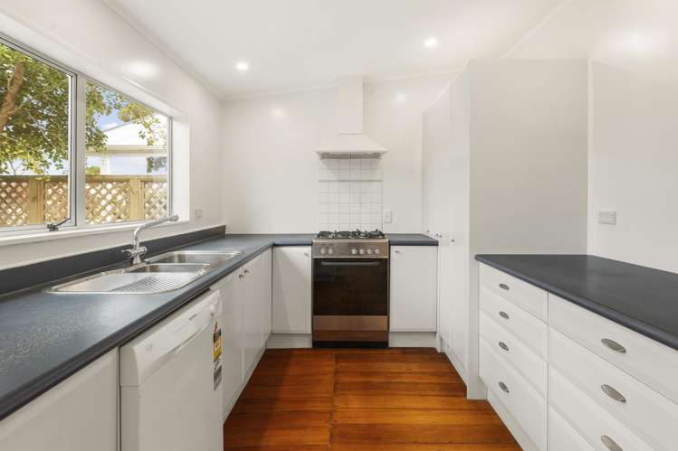 74 Nottingham Street Karori_2