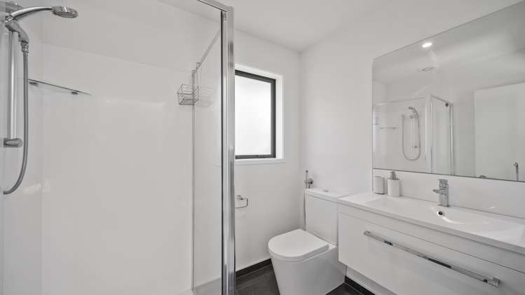 32 Robert Duncan Road Belfast_12