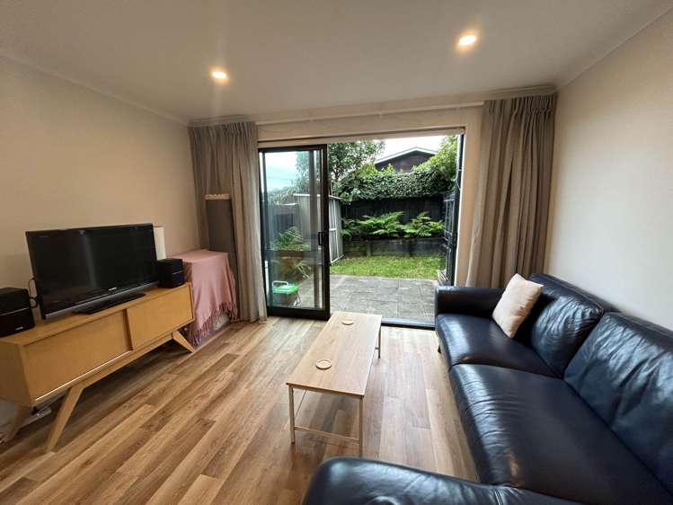 13 Wharara Lane Massey_4