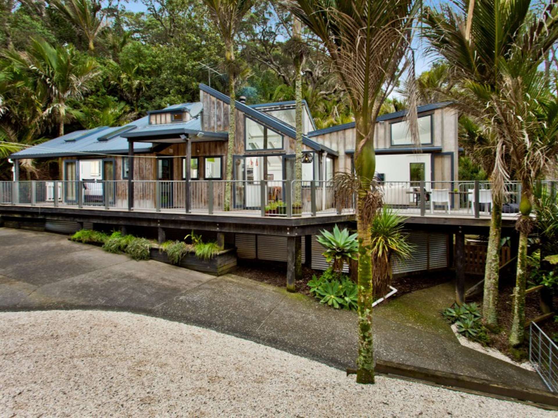 100 Motutara Road Muriwai_0