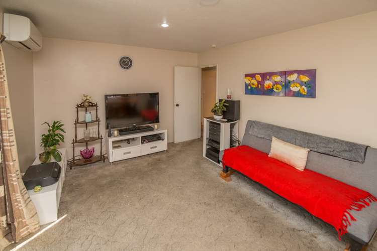 109 Gilberthorpes Road Hei Hei_8