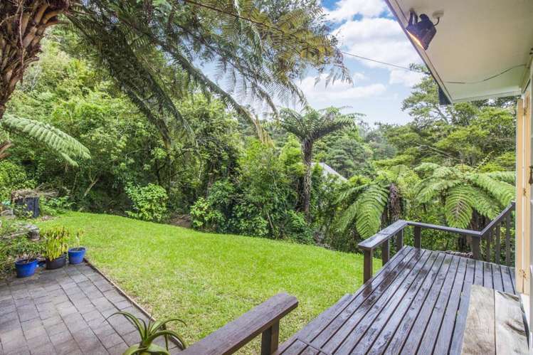 76 Laingholm Drive Laingholm_12