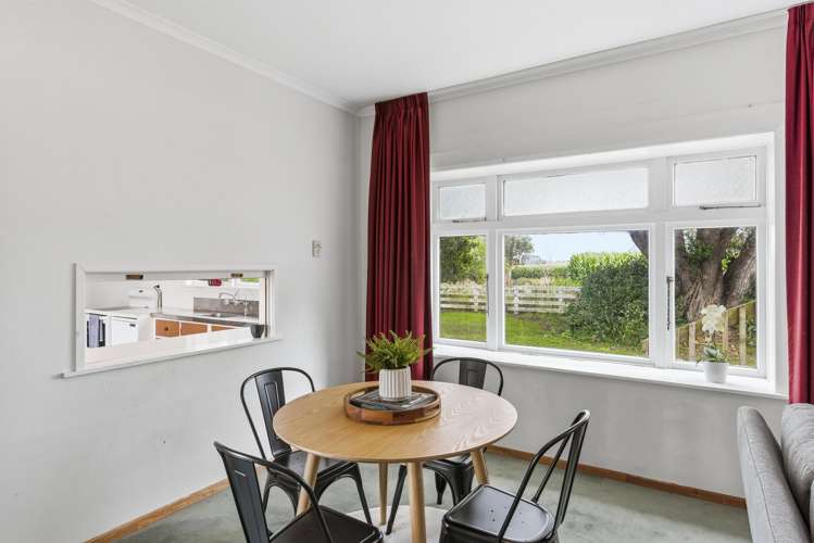 225 Kuku Beach Road Manakau_11