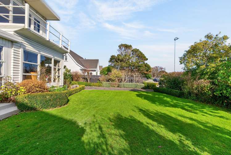12 Bellevue Road Woburn_29