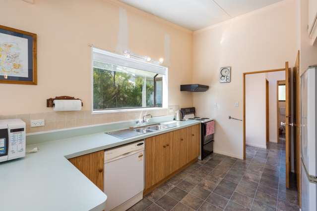 239b Waikawa Road Waikawa_4