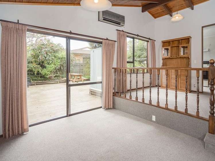 46 Farnham Drive Richmond_9