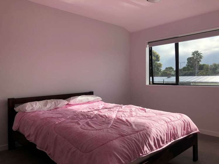 7a Holland Avenue Point England_13