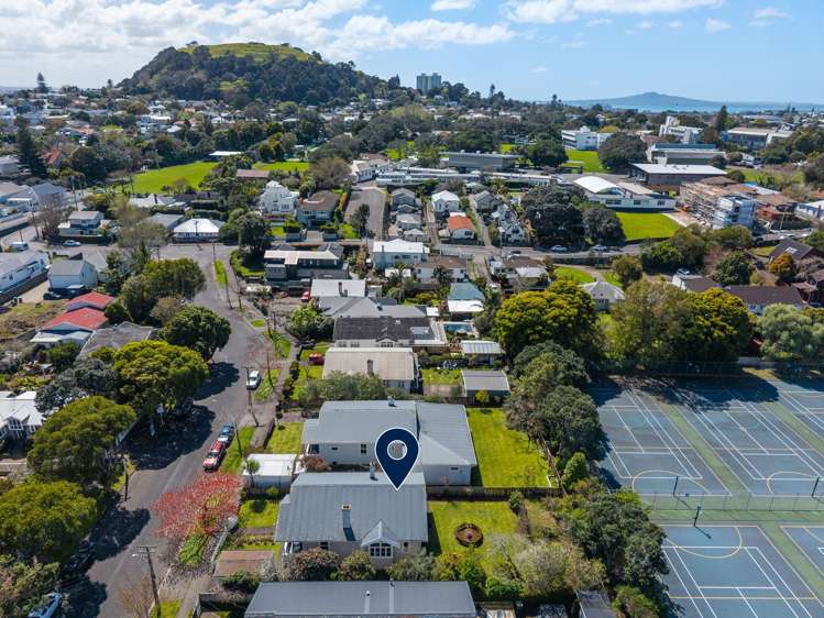 5 Hasbury Avenue Epsom_20