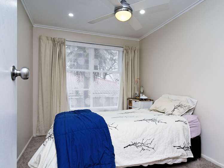 81 Tirimoana Road Te Atatu South_7