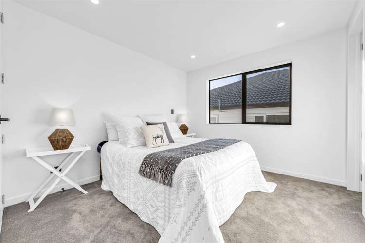 17 Tullymore Drive Flat Bush_20